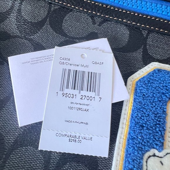 Coach X Peanuts Carryall Pouch In Signature Canvas With Snoopy c4308 - Picture 5 of 7